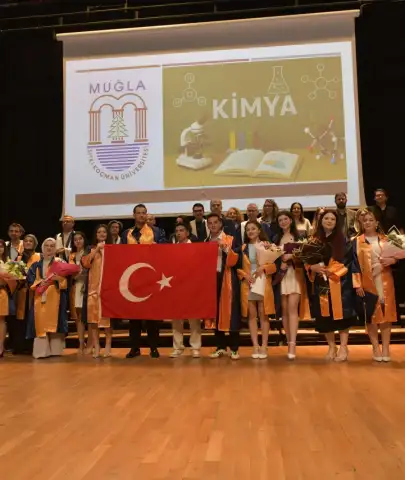 Fen Fakültesi’nde Mezuniyet Heyecanı Yaşandı