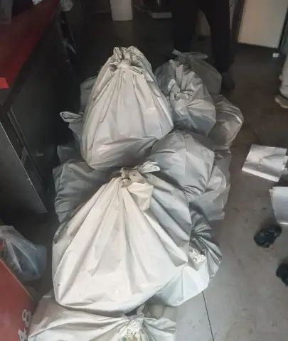 Kötü Koku İhbarıyla Gidildi, 400 Kilo Bozuk Et Bulundu