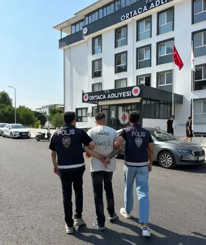 Hollanda'dan Geldi, Havalimanında Yakayı Ele Verdi