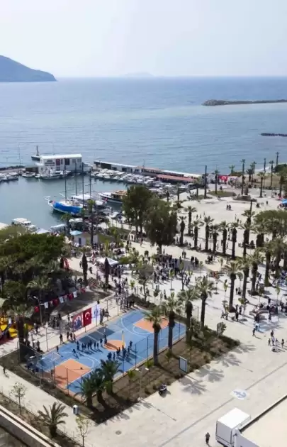 Turgutreis'e yeni park! Muhtar Mehmet Satılmış Parkı Açıldı
