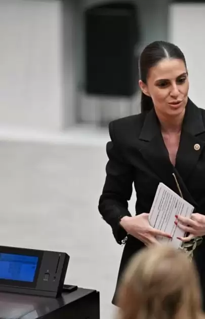 Gizem Özcan’dan Erken Seçim ve Demokrasi Vurgusu: “Birlikte Kazanacağız”