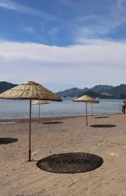Marmaris’te Halk Plajları Yaz Sezonuna Hazırlanıyor