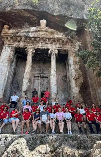 Sarıgerme’de Engelsiz İzcilerden Yaz Kampı