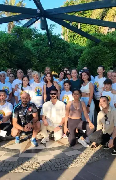 Bodrum’da Yoga Rüzgarı: 12. Uluslararası Yoga Günü Coşkuyla Kutlandı