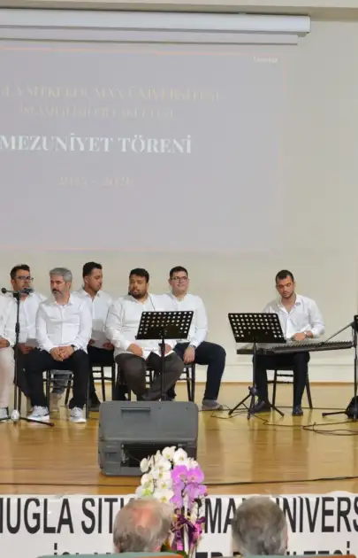 MSKÜ İslami İlimler Fakültesi'nde Birincilik Onur Kaya’nın