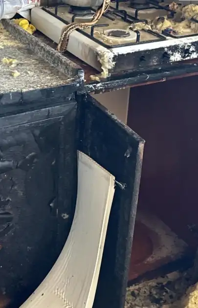 Fethiye'de iş yeri yangını paniği! 2 çalışan hastaneye kaldırıldı