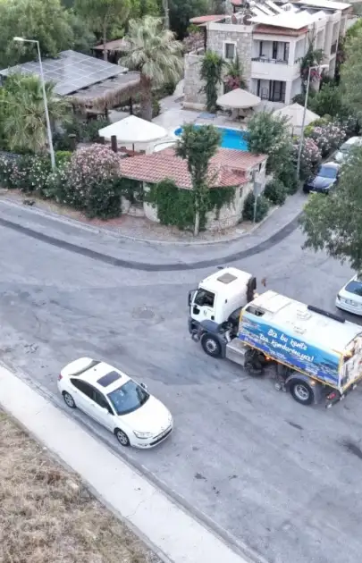 Bitez Yalısı Baştan Sona Yenilendi! Sabahın İlk Işıklarıyla Dikkat Çeken Çalışma