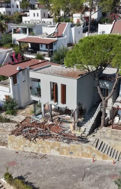 Bodrum’da Kaçak Yapı Alarmı! 74 Yapı Yerle Bir Edildi