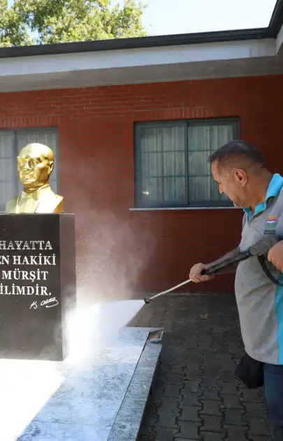 Marmaris’te Okullar Açılmadan Son Hazırlık! Ekipler Sahaya İndi