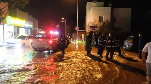 Metrekareye 100 Kg Yağmur Bodrum’u Vurdu, Belediyeden Yoğun Mesai