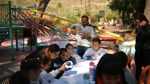 Marmaris’te Bilim Şöleni! Öğrenciler Robotlar ve VR ile Tanıştı