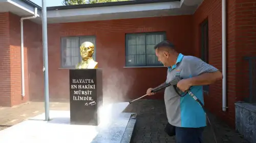 Marmaris’te Okullar Açılmadan Son Hazırlık! Ekipler Sahaya İndi