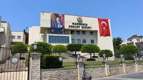15 Temmuz’da Marmaris Bayraklarla Donatıldı