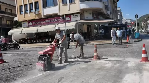 Atatürk İlkokulu Çevresinde Kaza Önlemi: Zemin Freze Çalışması Başladı