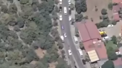 Ölüdeniz yollarında tatilci trafiği: 5 kilometrelik kuyruk