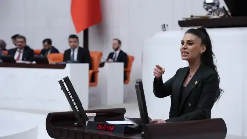 Gizem Özcan’dan 2B Çıkışı! “Vatandaşa Çifte Fiyat Uygulanıyor”