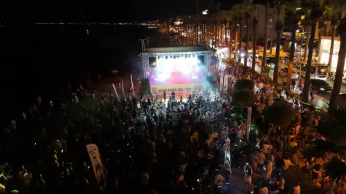 Marmaris'te DJ Fest Fırtınası! Halk Plajı'na Binler Akın Etti
