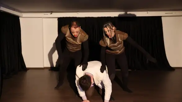 Marmaris’te Bugüne Kadar Hiç Olmadı: Belediye Tiyatrosu Sahneye Çıkıyor