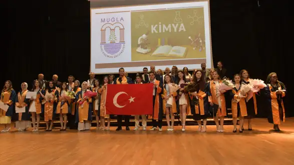 Fen Fakültesi’nde Mezuniyet Heyecanı Yaşandı