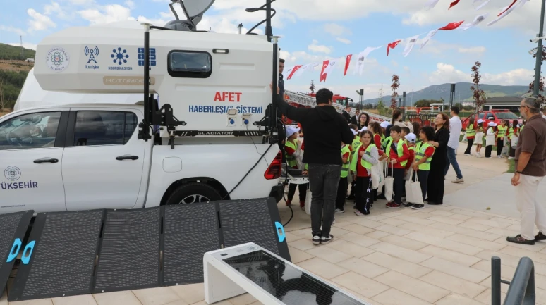Büyükşehir Afet Anında İletişimi Kesintisiz Hale Getirecek