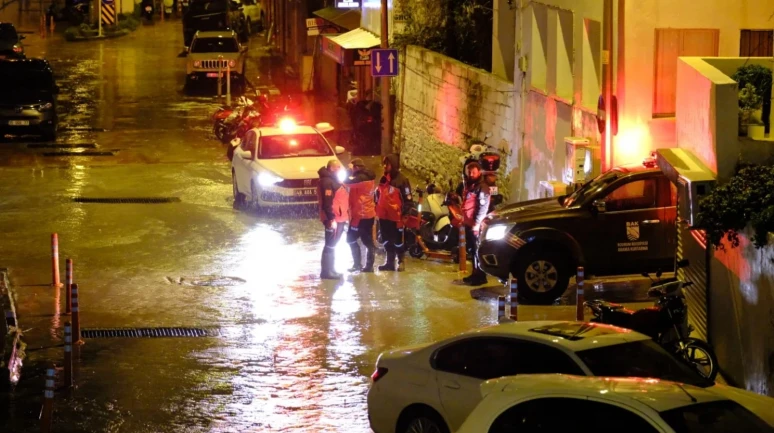 Herkes Taşkın Bekliyordu… Bodrum’da Gece Boyu Neler Yaşandı?