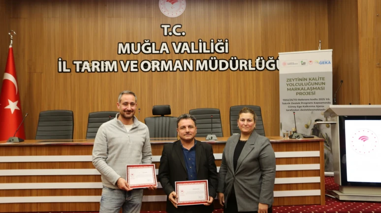 5 İlçeden Katılım, 74 Sertifika! Zeytinyağında Kadın Eliyle Kalite Artıyor