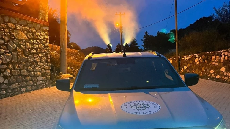 Hisarönü’nde ULV Gece İlaçlama Çalışmaları Başladı