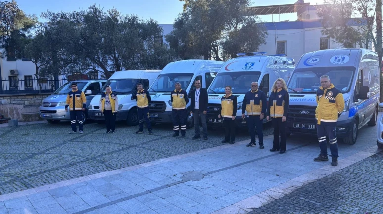 Belediyeden Yatağa Bağımlı Hastalara Bayram Ziyareti
