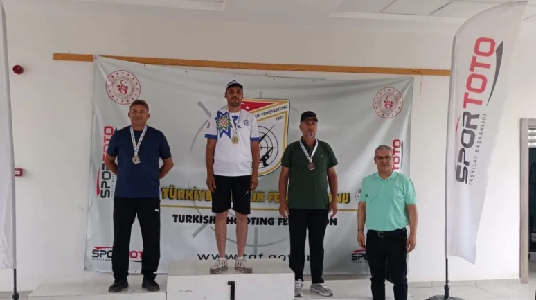 Büyükşehir Sporcularından Çifte Şampiyonluk