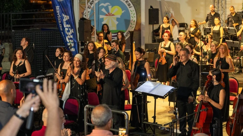 Asırlık Acılar Notalara Dönüştü! Göç Senfonisi Doğduğu Topraklarda Yankılandı