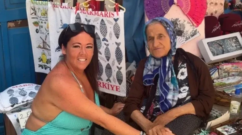 Marmaris Kalesi'nin Gülen Yüzü "Mama Castle" Hayatını Kaybetti