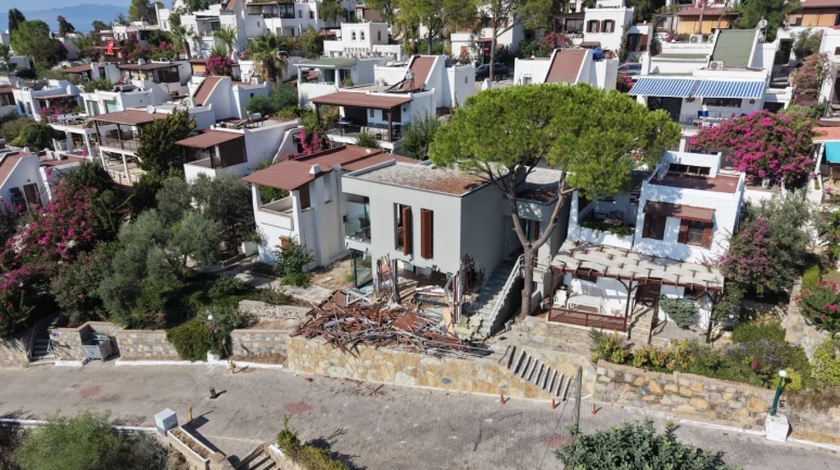 Bodrum’da Kaçak Yapı Alarmı! 74 Yapı Yerle Bir Edildi