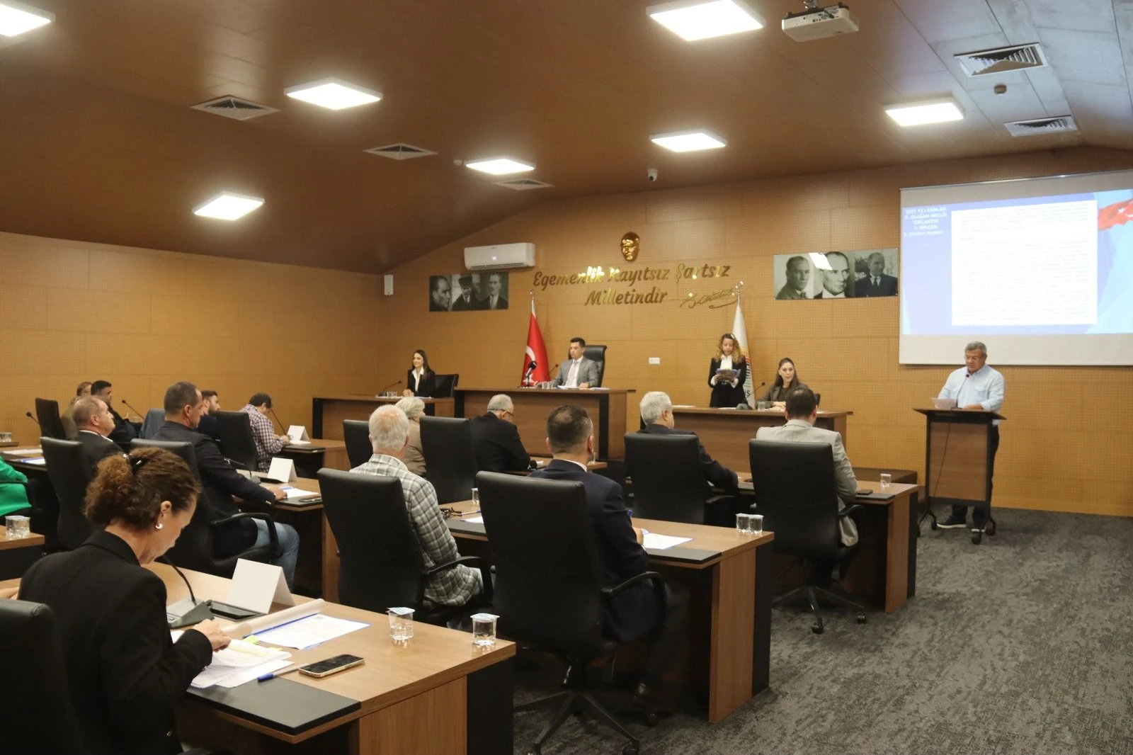 Sayıştay Marmaris Belediyesi’nde Skandal Tespit Etti: Meclis Salonu Kaçak