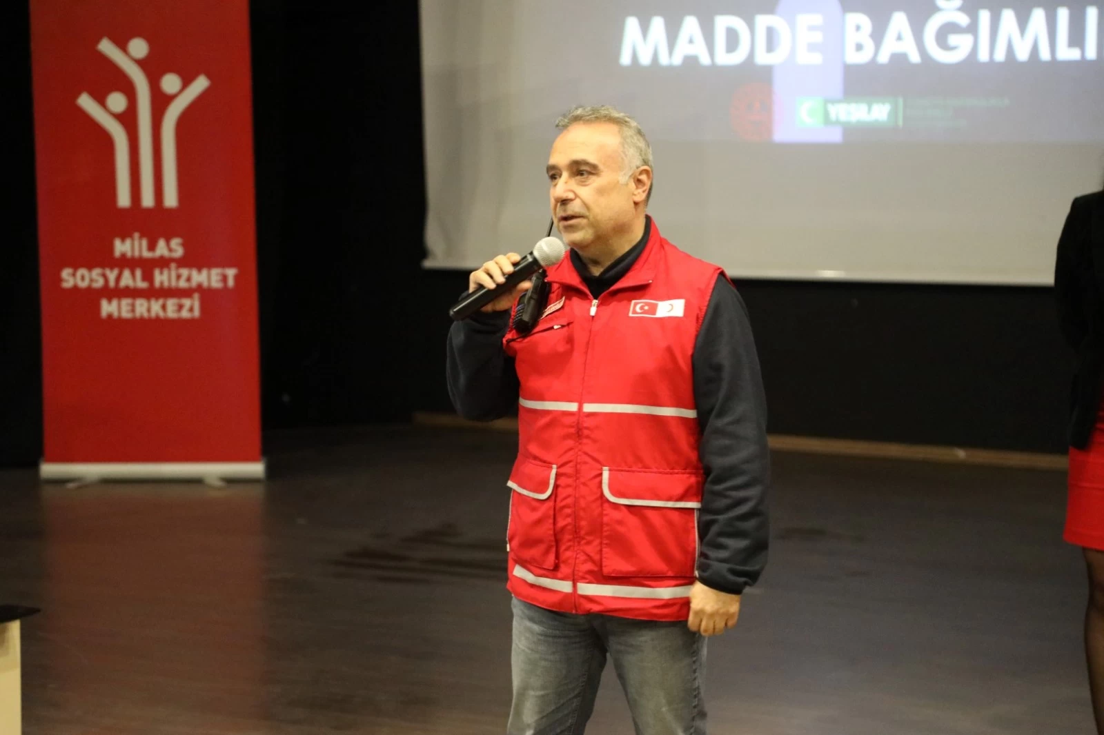 Kızılay ve Belediye İş Birliğiyle Kan Bağışı Kampanyası Düzenlendi