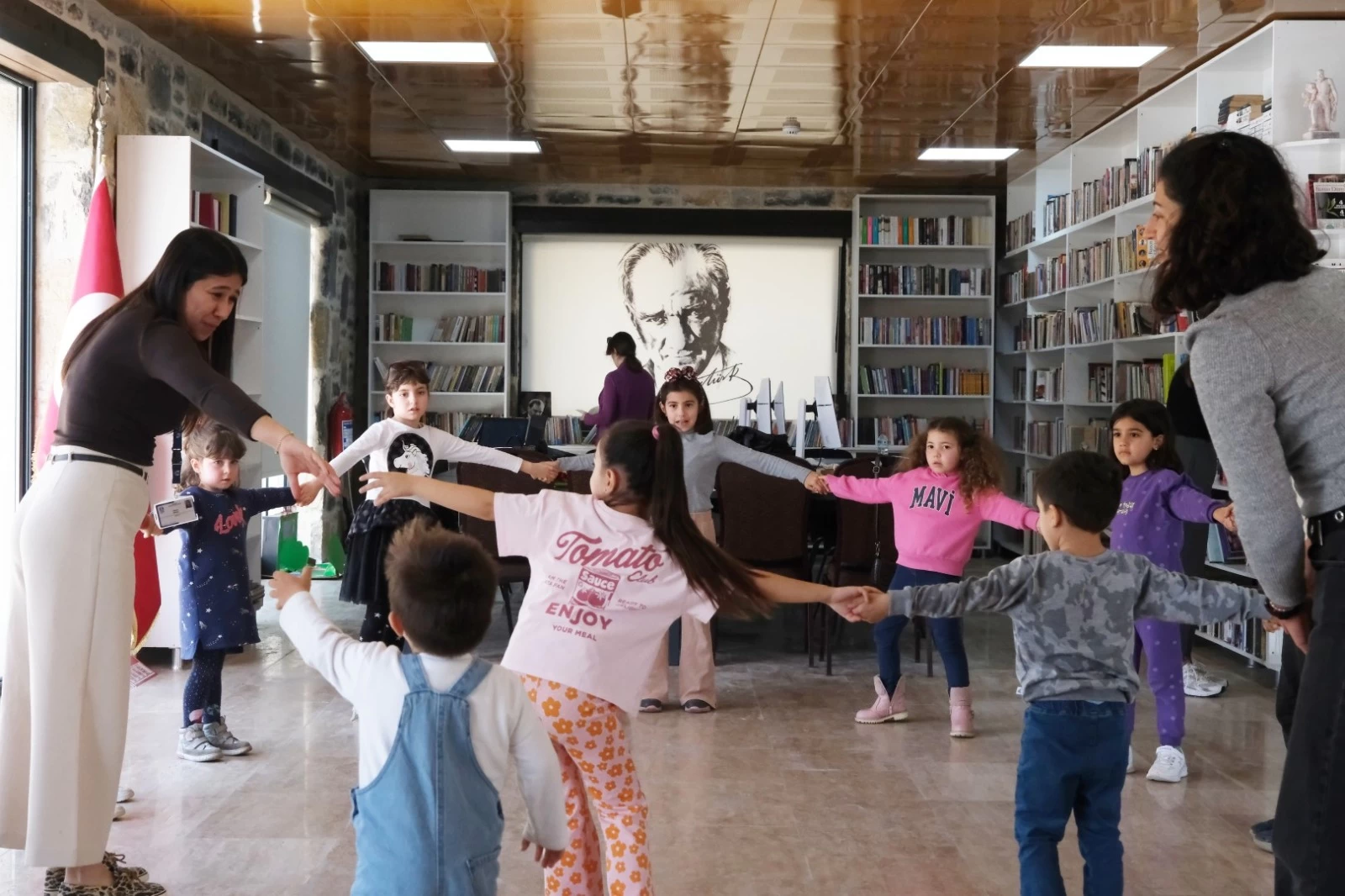 Minik Eller, Büyük Hayaller: Çocuk Atölyeleri Devam Ediyor!