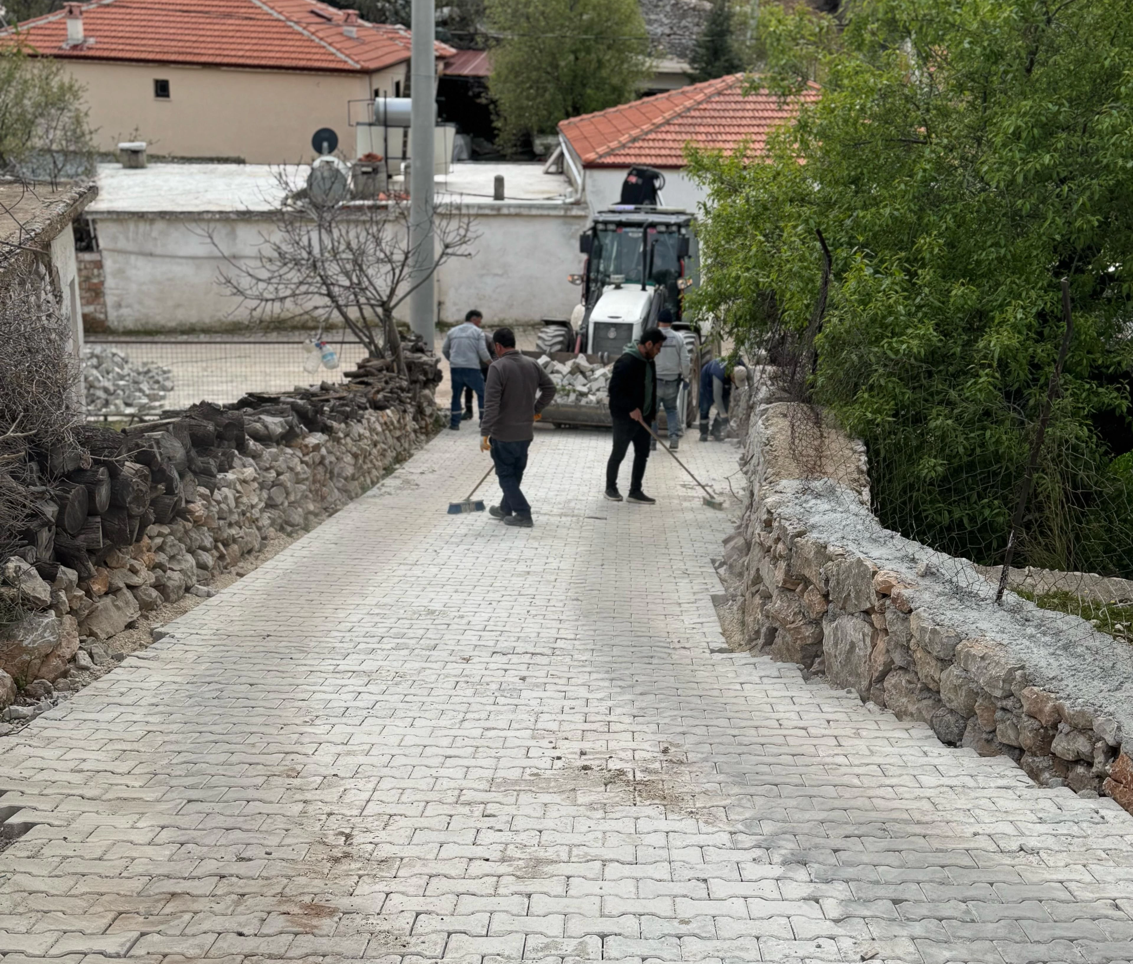 Taşlıca’da Çamurlu Sokaklara Son