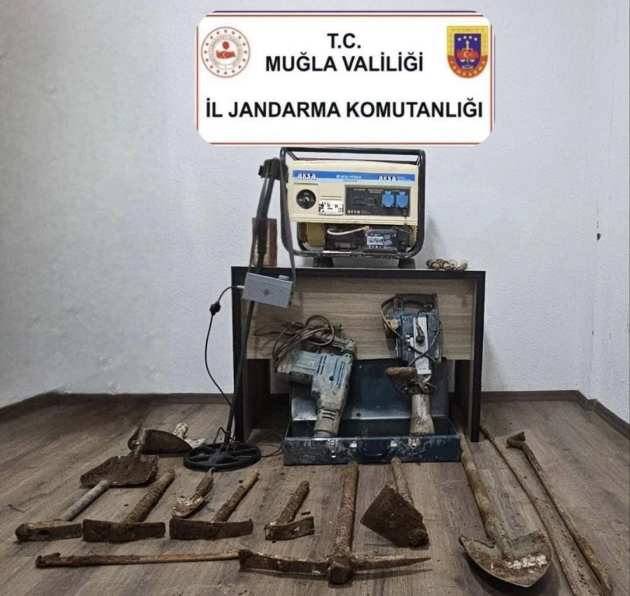 Marmaris'te Karia Mirasına Dinamitli Saldırı: 5 Defineci Tutuklandı