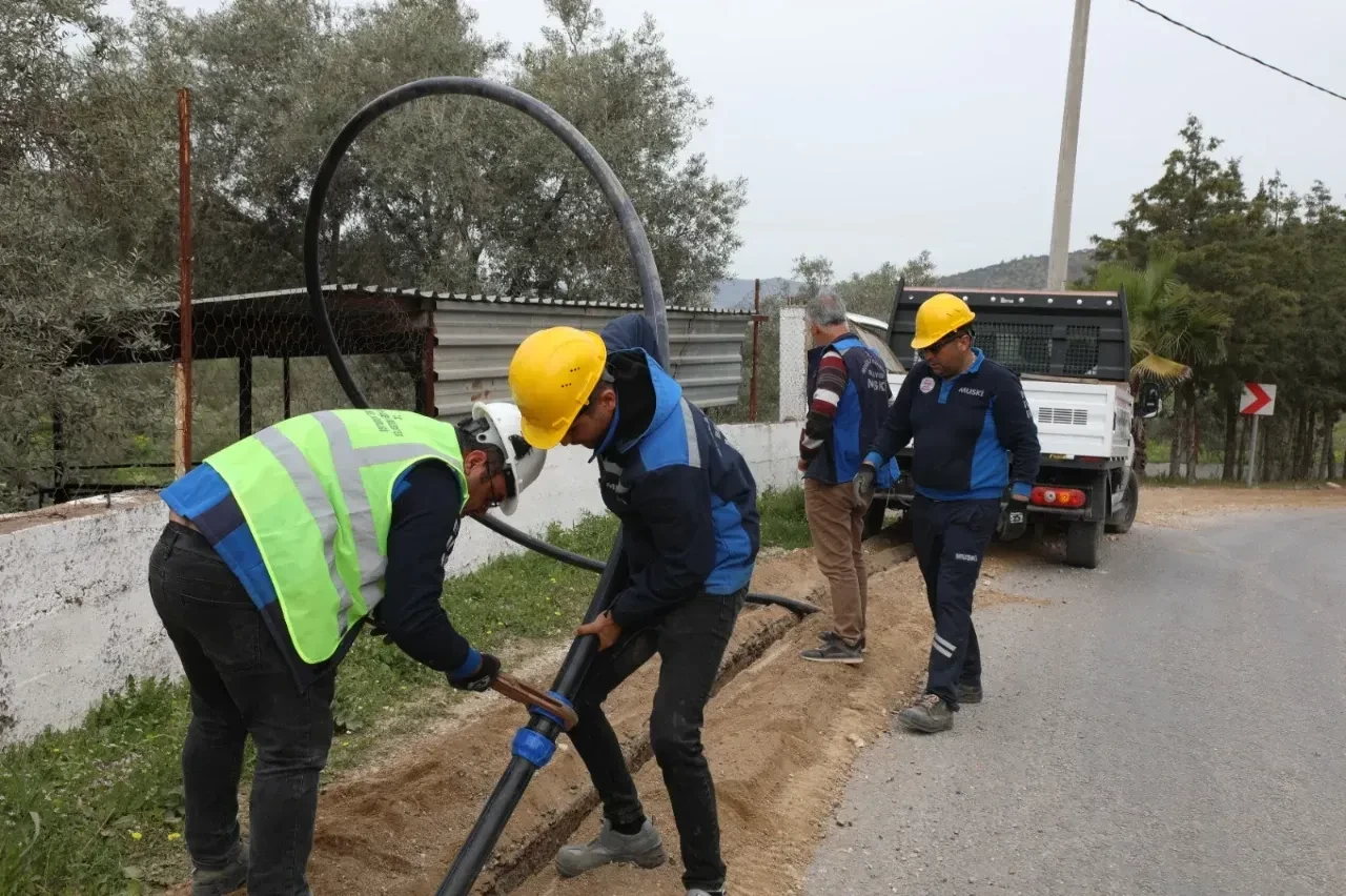 MUSKİ, Milas'ta 50 Yıldır Su Sorunu Yaşayan Mahalleye İçme Suyu Hattı Yapıyor