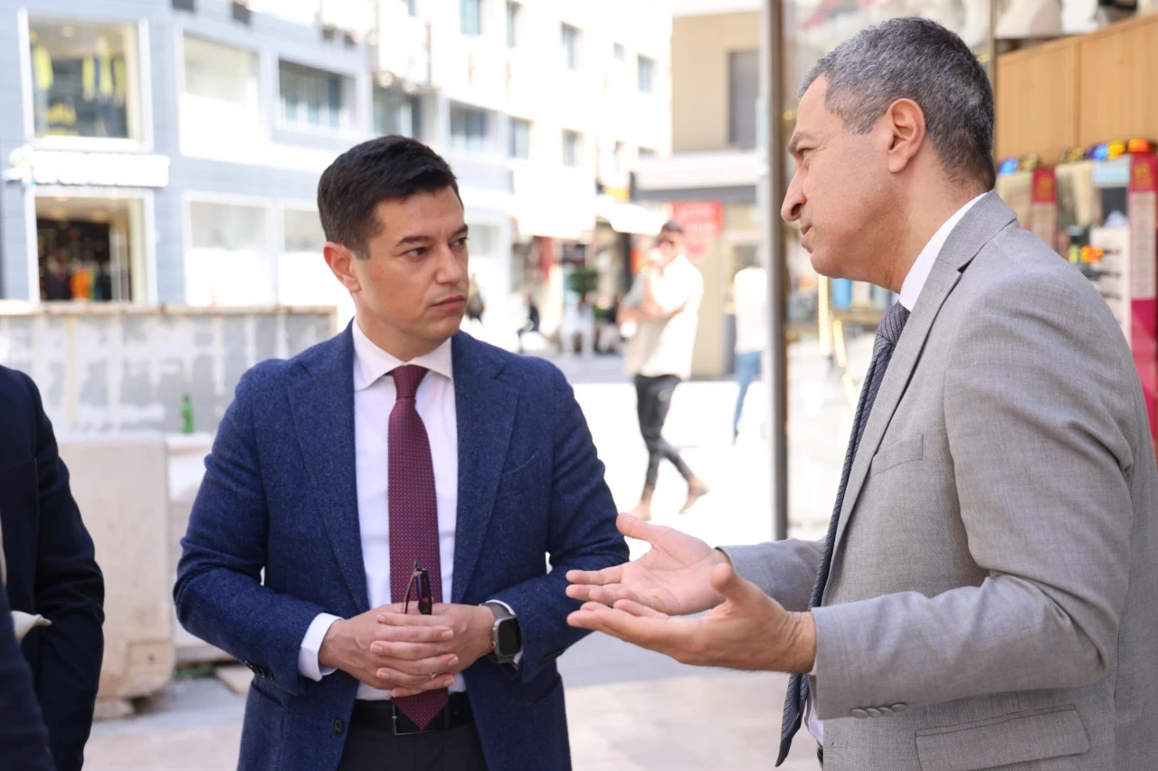 Marmaris Belediyesi Başkan Yardımcısı Sedat Kirt Göreve Başladı