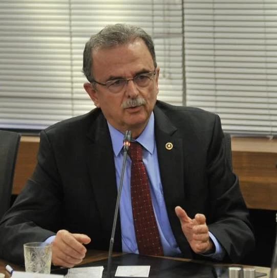 CHP'li Girgin: 3 günde 26 milyar dolar yakıldı