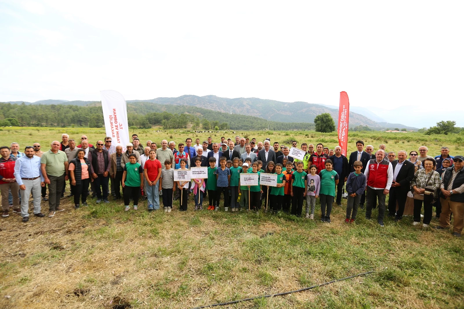 Döğüşbelen'de 400 Dekarlık Mera Alanı Üreticilere Hizmete Sunuldu