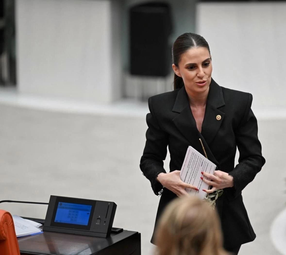 Gizem Özcan’dan Erken Seçim ve Demokrasi Vurgusu: “Birlikte Kazanacağız”