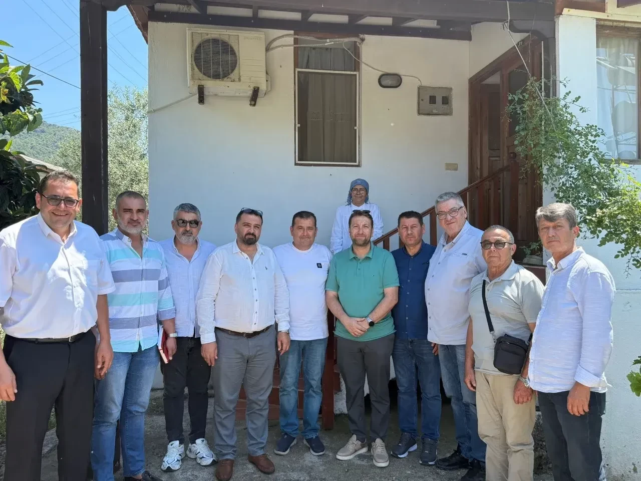 AK Parti Fethiye Teşkilatı’ndan Mahallelere Çıkartma! 41 Mahalle Başkanına Birebir Ziyaret