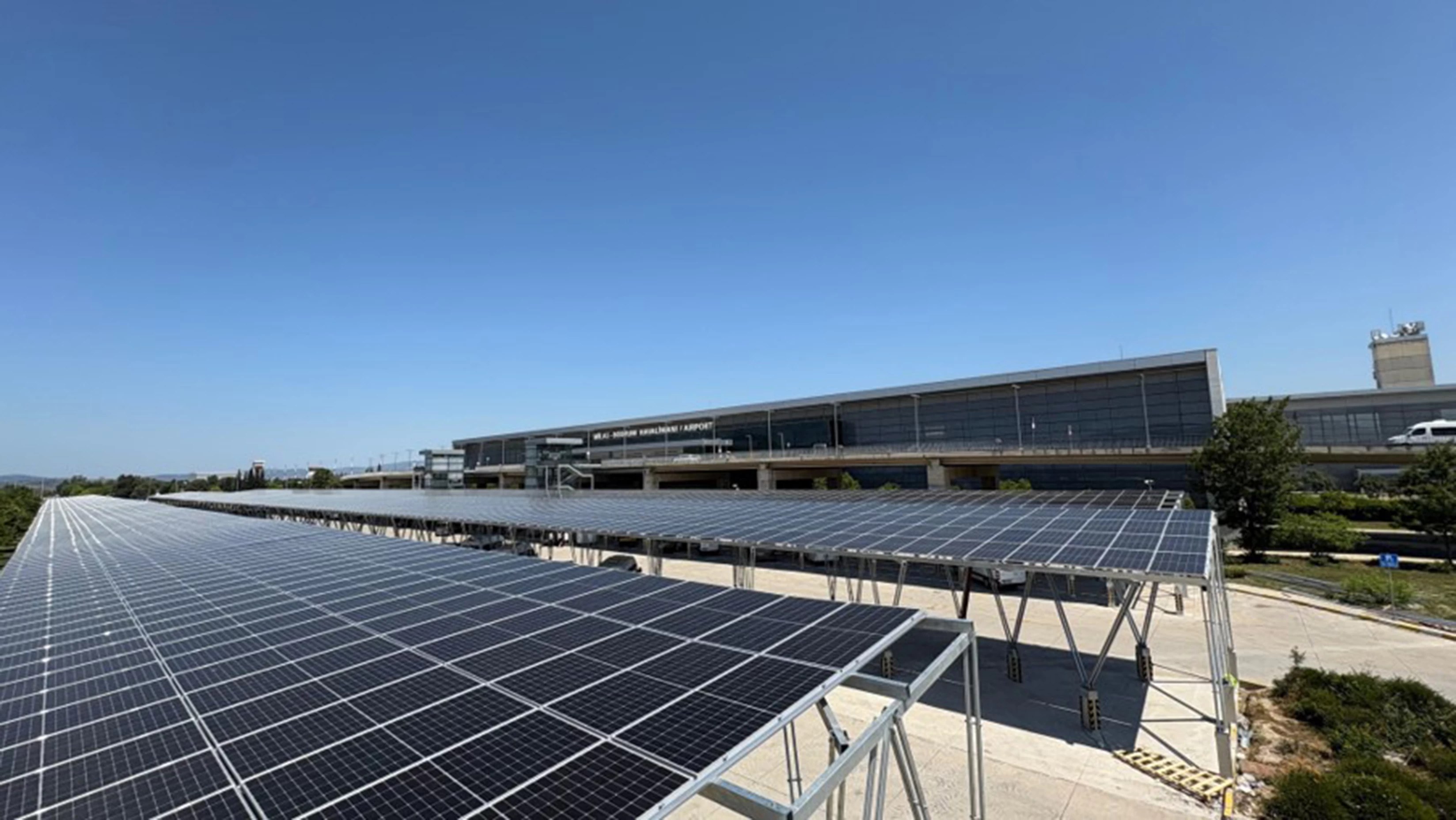 11 Bin Panelle Türkiye’nin En Büyük Güneş Enerjili Otoparkı: 4 Bin 138 Ton Karbon Önlenecek