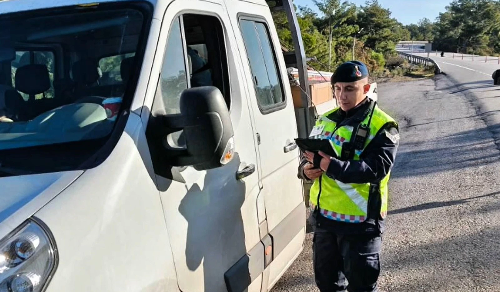 Muğla’da Jandarma ve JASAT Operasyonlarında 137 Şüpheli Tutuklandı