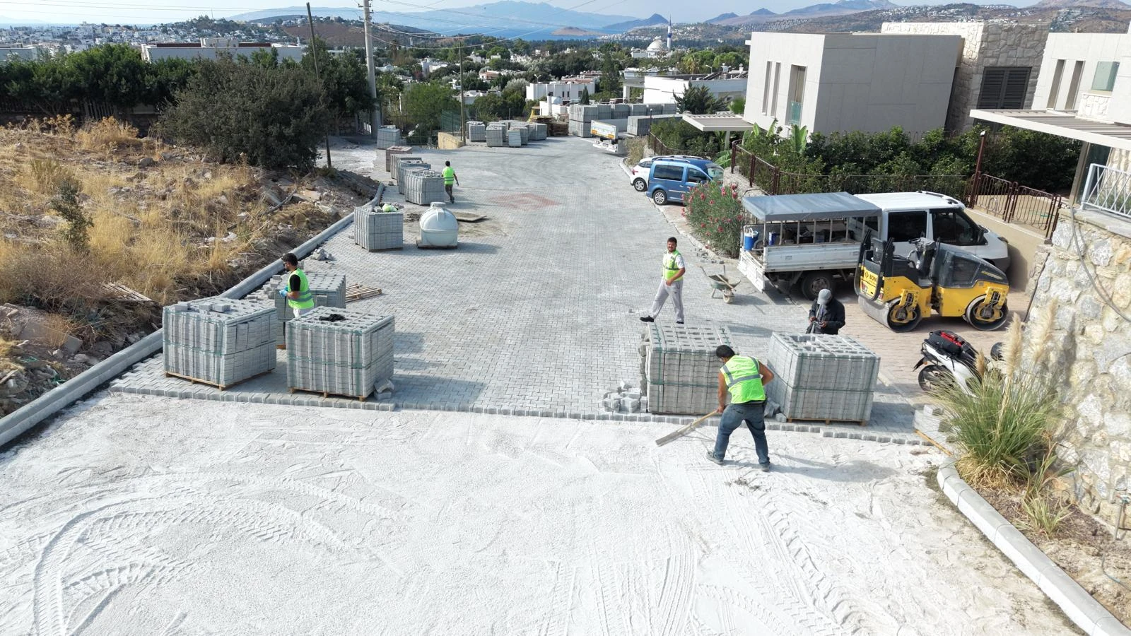 Bodrum’da Parke Yol Çalışmaları Sürüyor