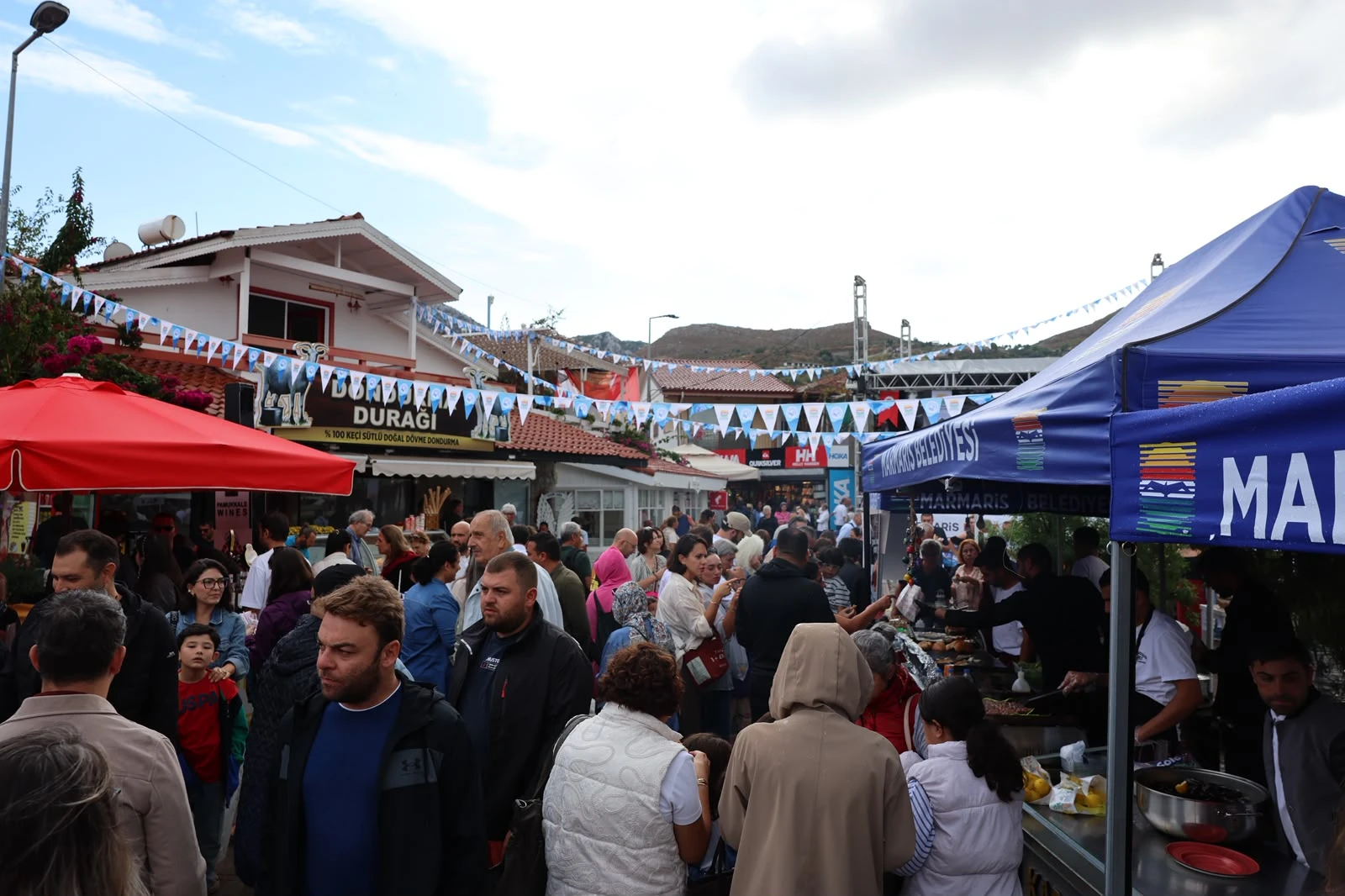 Festival Coşkusu Selimiye’yi Sardı: Deniz, Müzik ve Lezzet Bir Arada