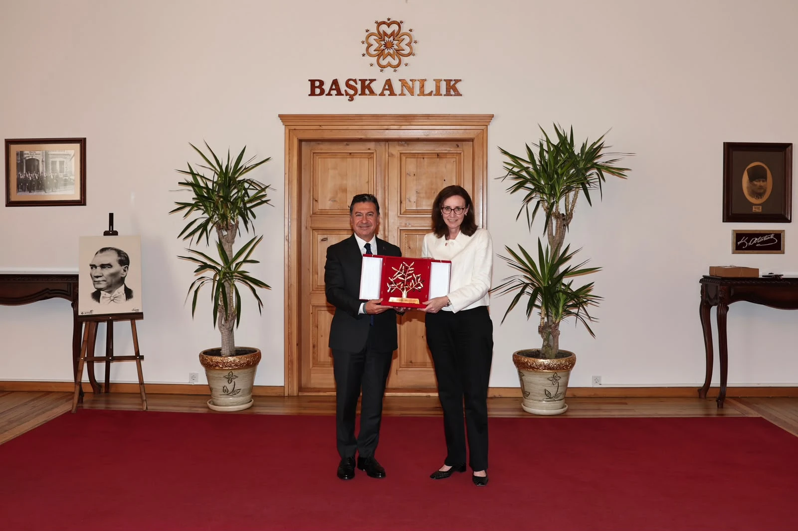 Başkan Aras, İngiltere Büyükelçisi Anderson ile Bir Araya Geldi