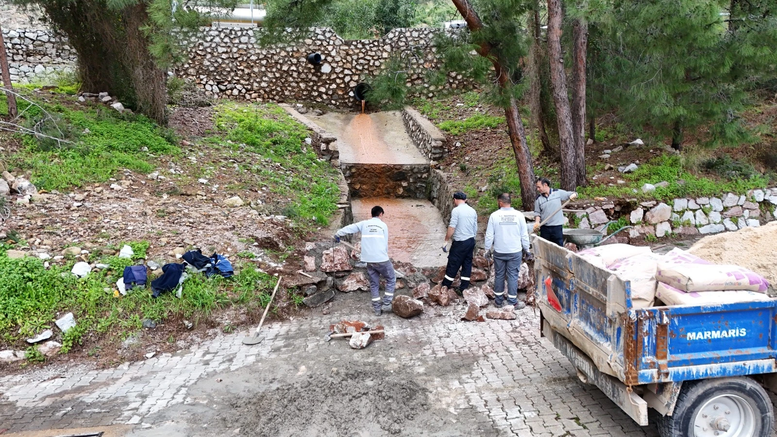 Dere Yatakları Taşabilir! Marmaris Belediyesi Teyakkuzda