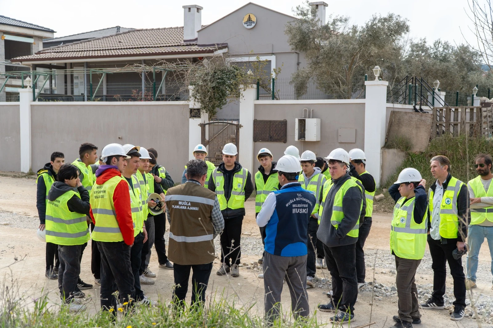 MUPA Rakamları Dikkat Çekti: Gençlerin Gelecek Endişesi Yükseliyor